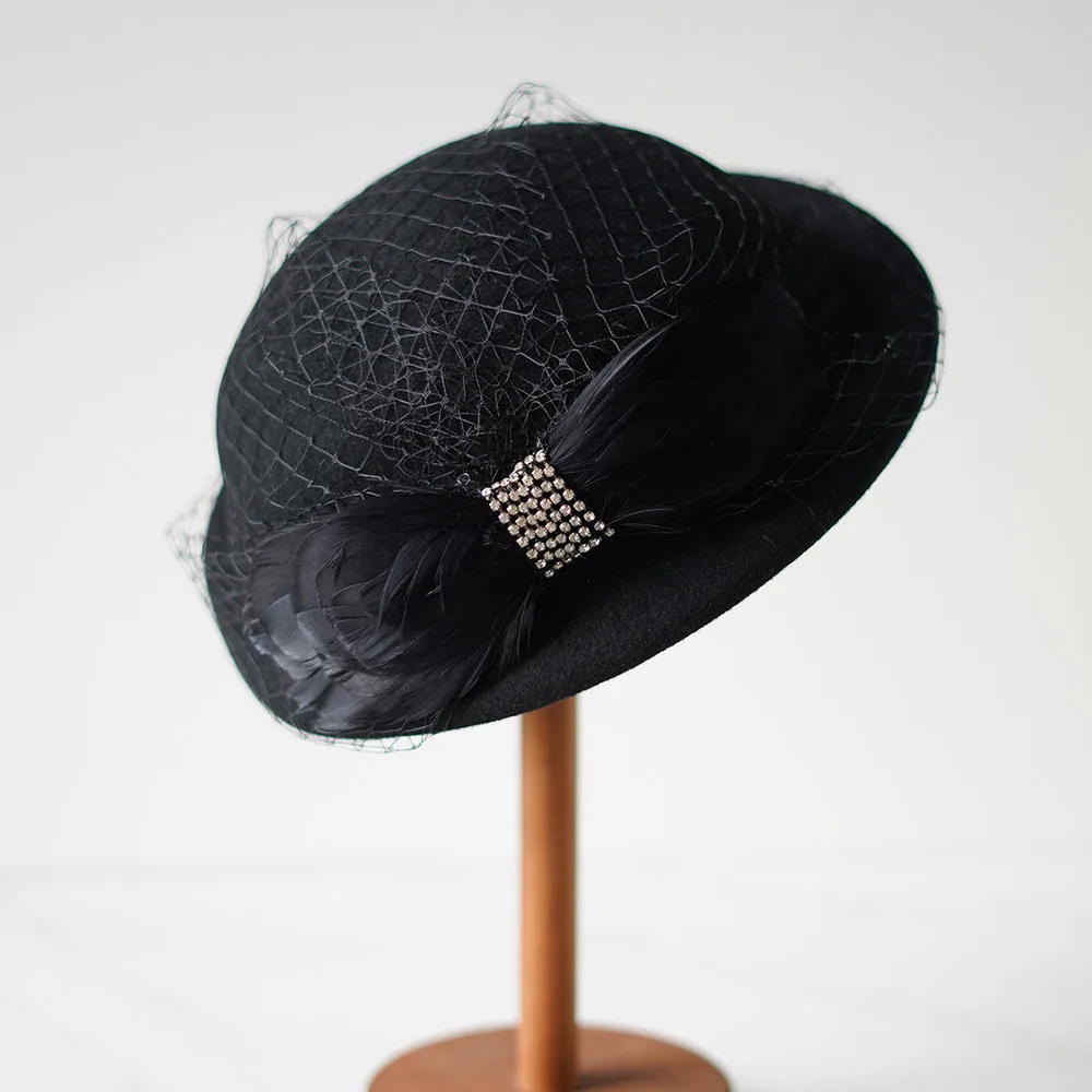 Hot Sale Womens French Style Feather Bow Fansitor Veil Wool Felt Dress Winter Beret Pillbox Hats Event Church Tea Party_autovado.com