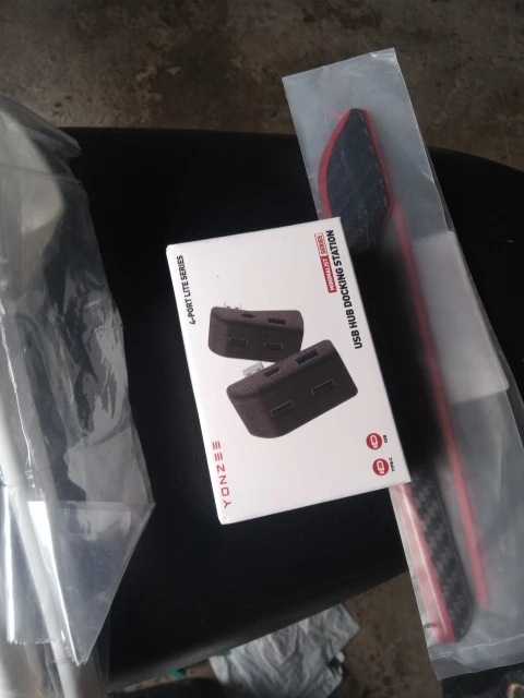 Teslahubs™ Glove Box USB-Hub customer photo
