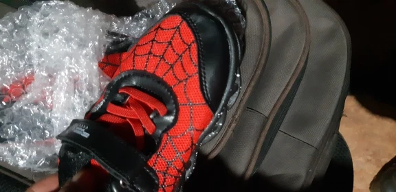 Disney LED Casual Sneakers Red Black For Spring Boys Spiderman Mesh Outdoor Shoes Children Lighted Non-slip Shoes Size 21-30 photo review