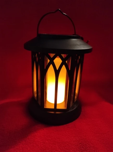 Solar Powered Flickering LED Flame Lamp With Clip, Waterproof Outdoor Wall Light, Garden Landscape Lamp, Christmas Decoration photo review