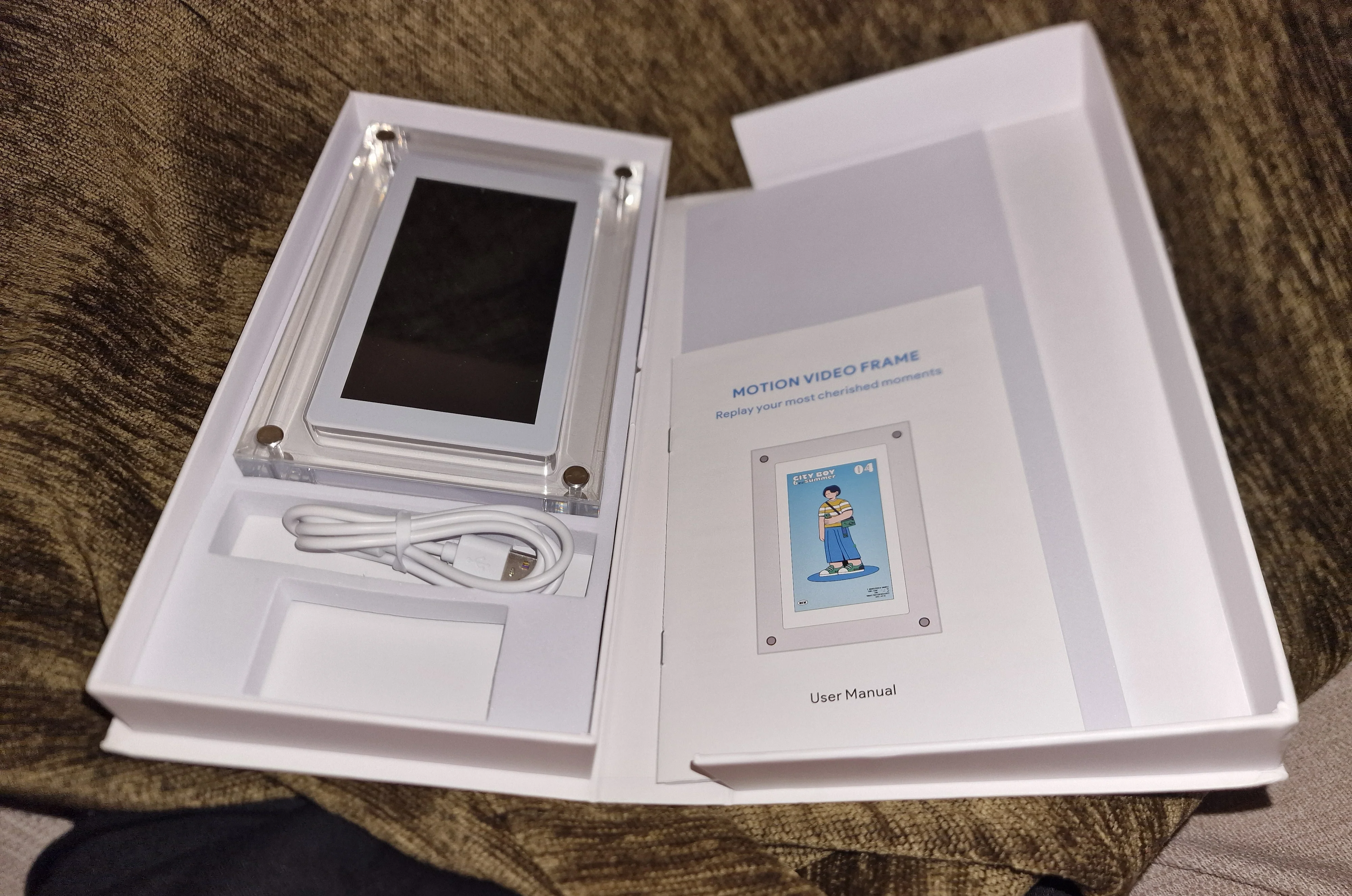 Retrato Digital Photo Frame Vertical Display