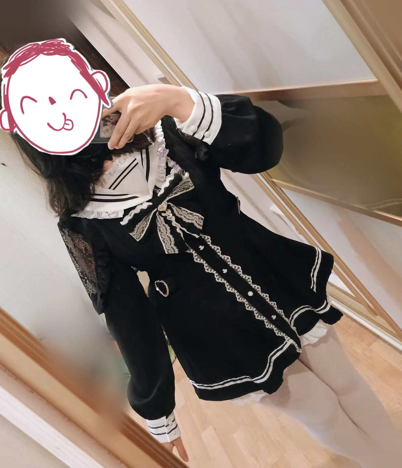 Bowed Long Blouse and Shorts - Jirai Kei Aesthetic photo review
