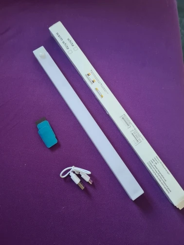 Luz LED nocturna con Sensor de movimiento para decoración del hogar, luz de carga inalámbrica para armario, pasillo, cocina, armario, escaleras, 1 unidad photo review