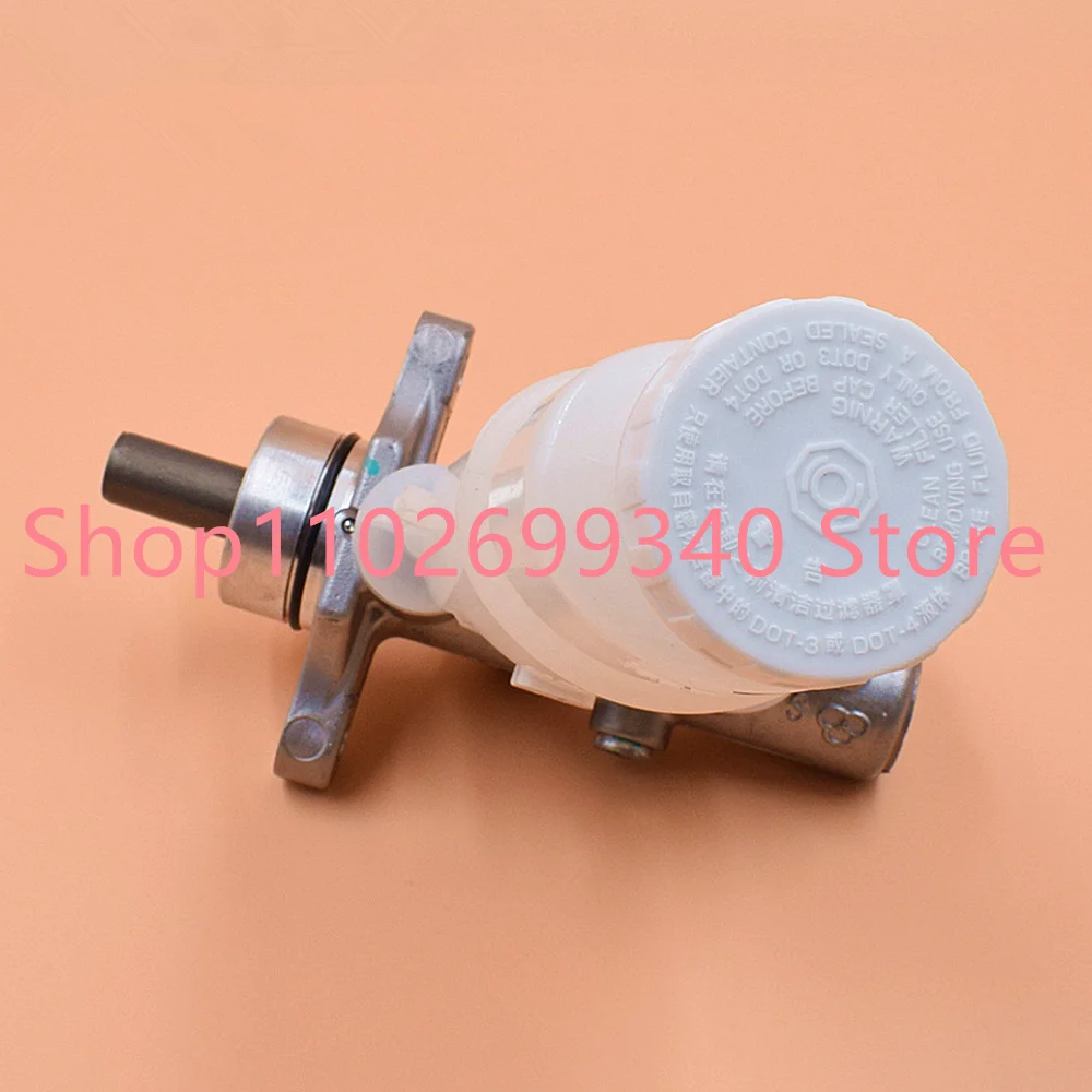 MR370247 High Quality Car Brake Master Cylinder Pump For Mitsubishi Pajero IV 4G93 4G94 1996-2001