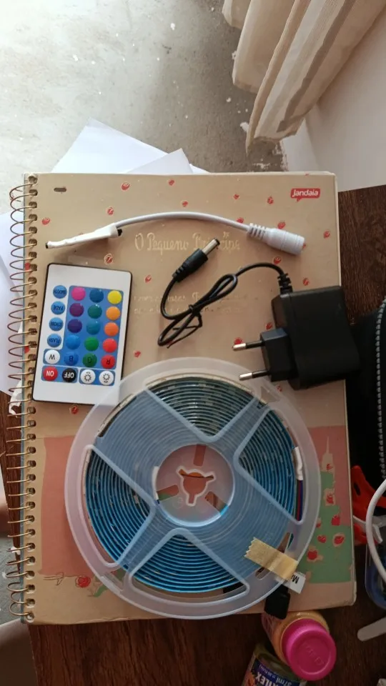 Fita Led Rgb 5050 Rolo 5m Ip65 + Controle + Fonte 12v Bivolt photo review