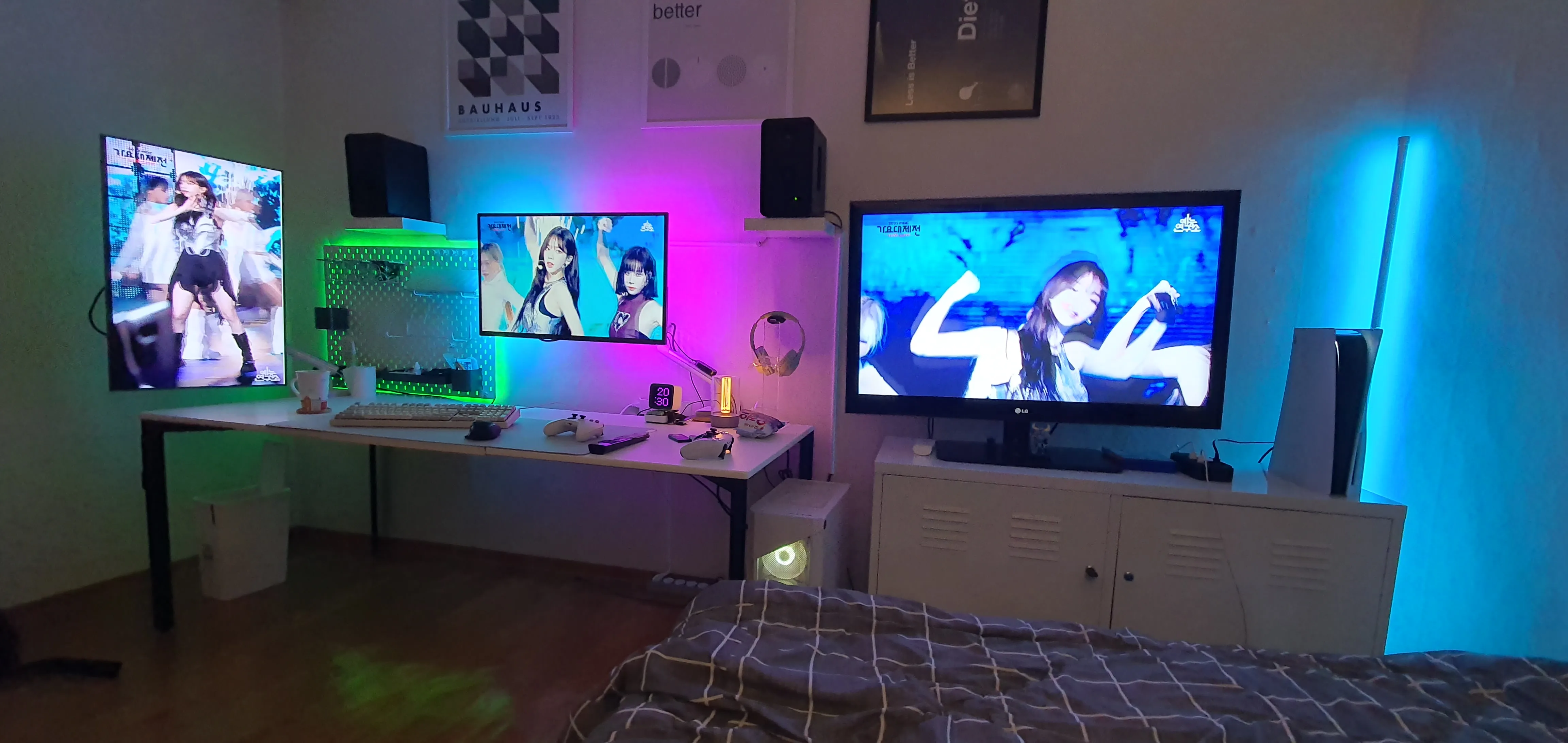 lampe de chevet Lampadaire d'angle sur pied Tuya Smart RGB LED, éclairage d'ambiance pour chambre à coucher, décoration salon nordique pour la maison lampadaire de salon luxe, lampadaire led sur pied, 150cm photo review