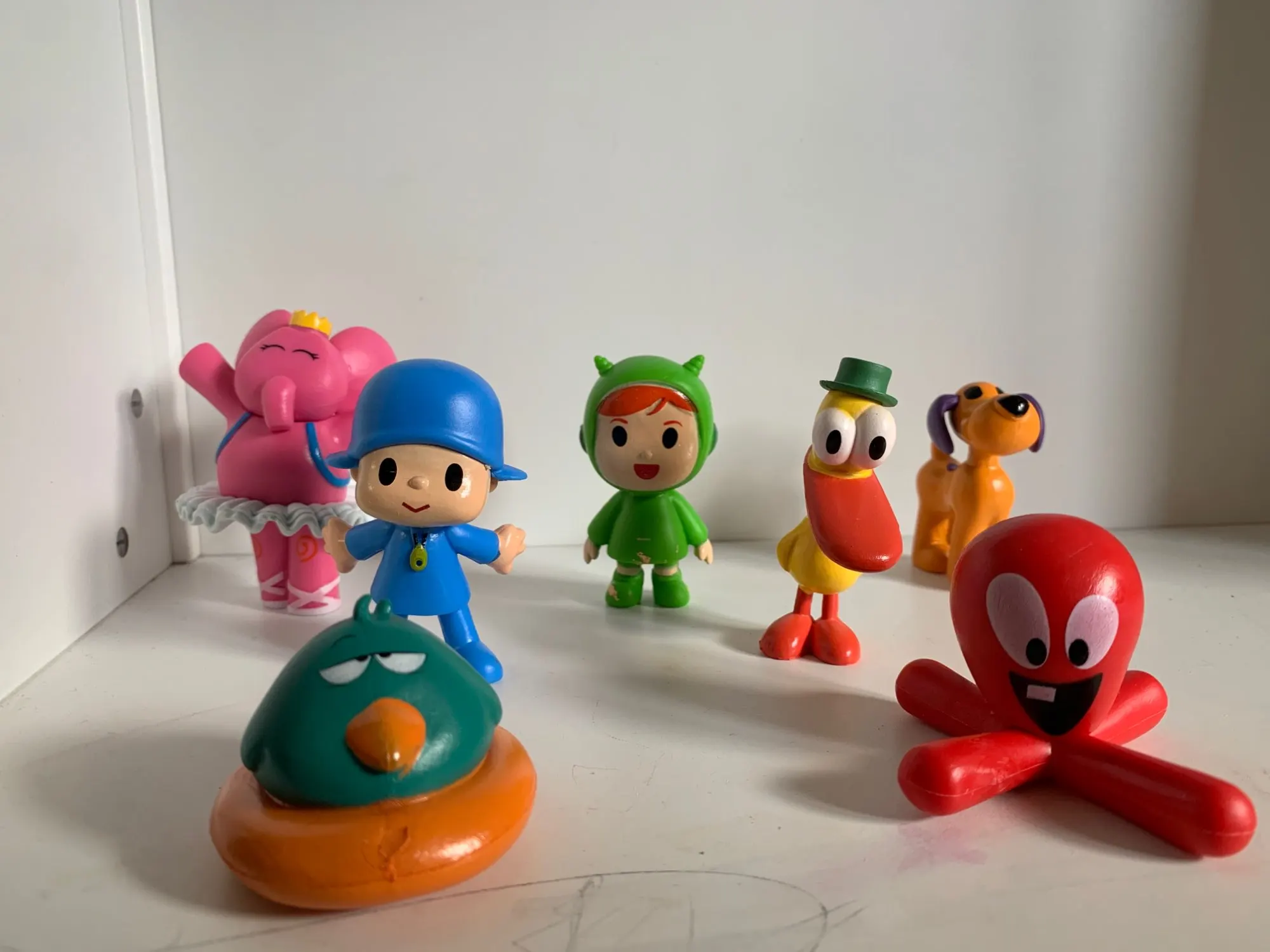 penitencia Sofocar segundo Comansi Set Colección Pocoyo Figuras: Pocoyo, Elly, Pato, Loula Nina |  lagear.com.ar