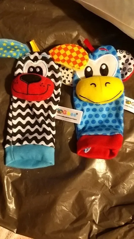 Acheter Dessin animé dragonne hochets chaussettes animaux jouets pour bébé  0-12 mois chaussettes de recherche de pied infantile doux clochettes bébé  hochets chaussette en peluche