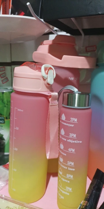 Kit da Garrafa de Água Squeeze Motivacional Com Adesivos 300ML+900ML+2000ML photo review