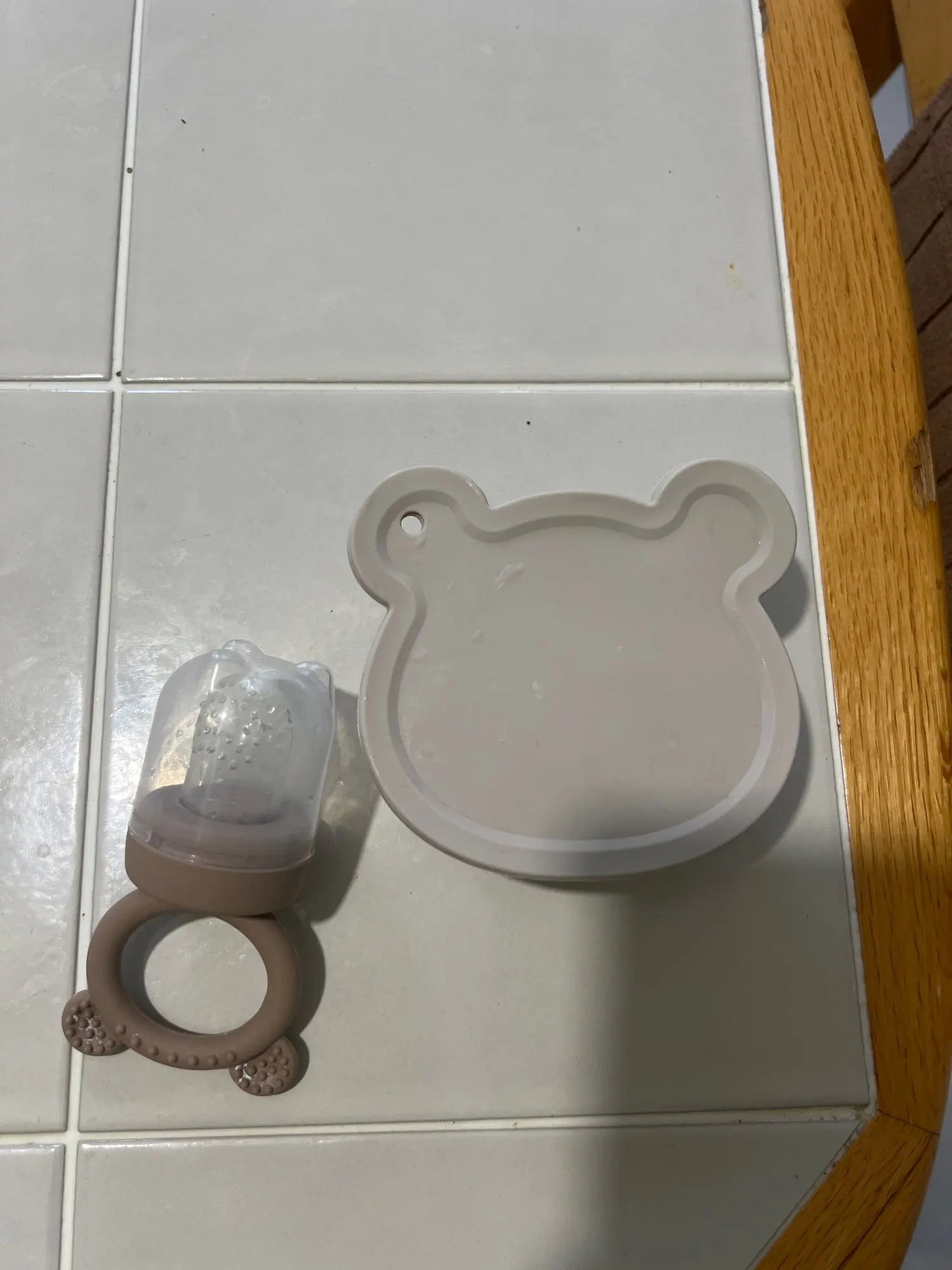 Baby Ice Cream Pops Silicone Mold - Fruit Popsicle Maker and Teething Toy photo review