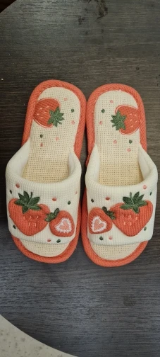 Milky Strawberry Slippers