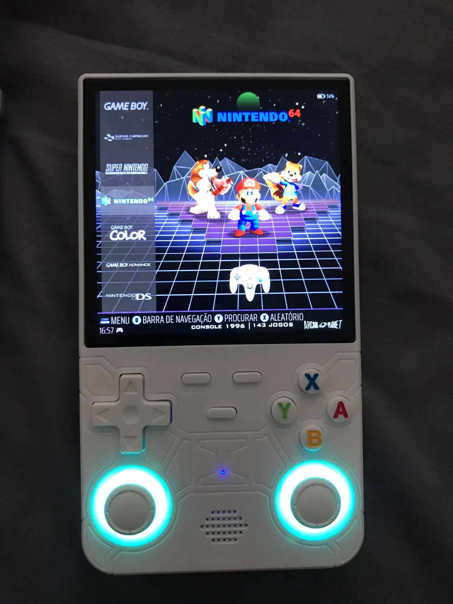 R36 ULTRA photo review