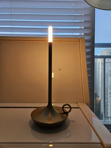 LED USB Rechargeable Table Lamp, Touch Switch, Perfect for Bedside Decoration, Bar Atmosphere, and Residential Elegance photo review