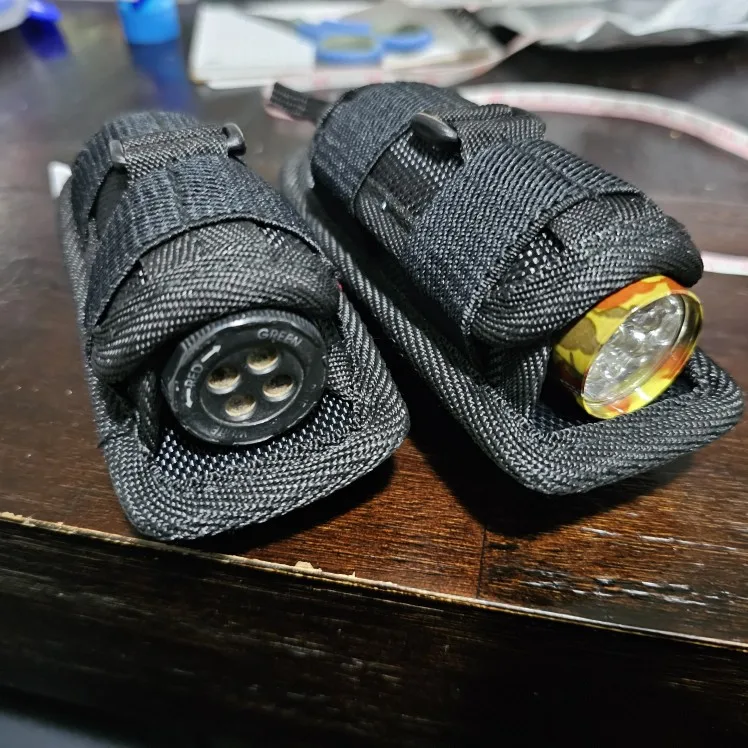 TACTICAL FLASHLIGHT HOLDER – HIKE BEAST