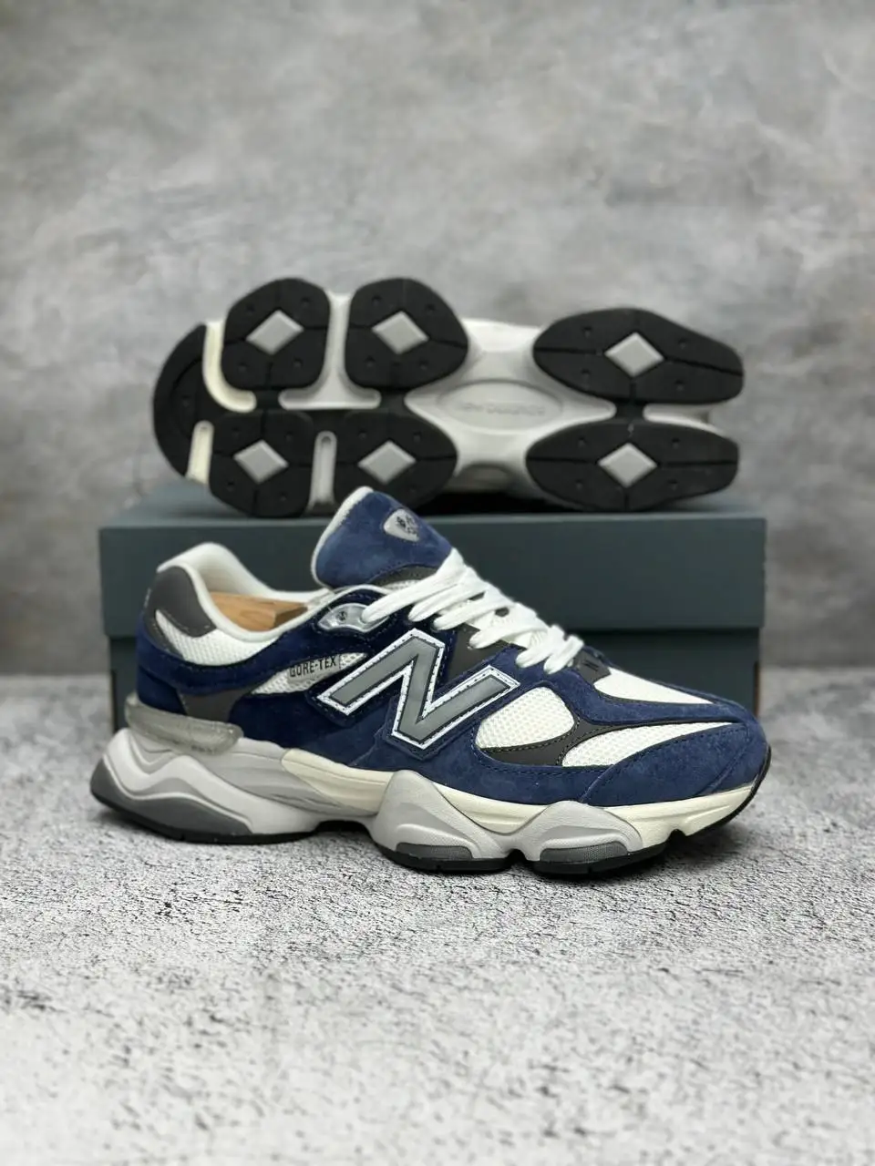 Men ' s New Balance 9060 slacks of men ' s ceds of male