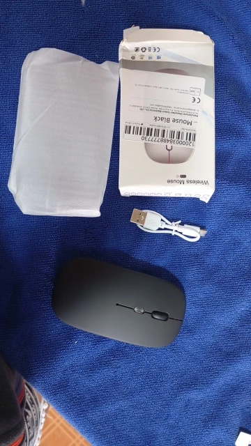 Wireless Bluetooth 2.4GHz RGB Mouse Rechargeable Silent photo review