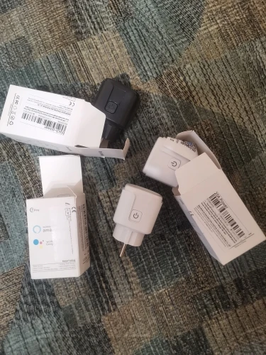 Tuya WiFi Smart Plug EU 20A Smart Socket Without Power Monitor Timing Voice Control Works Whit Alexa Google Home Alice photo review