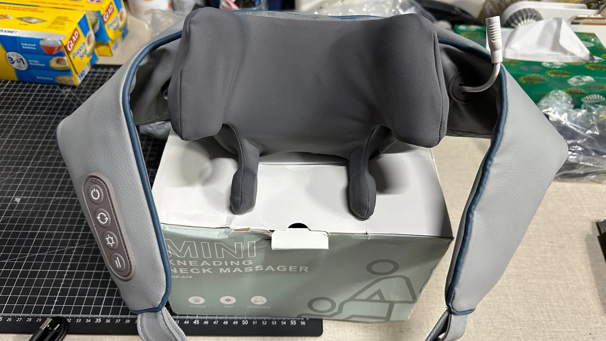 ReFresh - Nacken- und Rückenmassagegerät (Beige) photo review