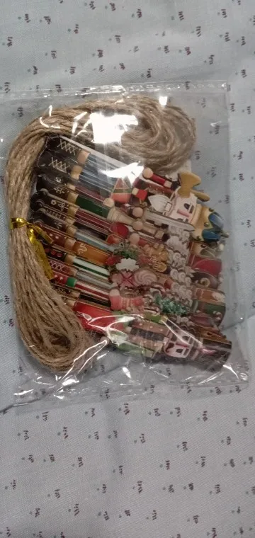 12 Uds. De cascanueces de Navidad, soldado, colgante de madera, adorno colgante para árbol de Navidad, decoración navideña 2024 para el hogar, regalo de Año Nuevo 2025 photo review