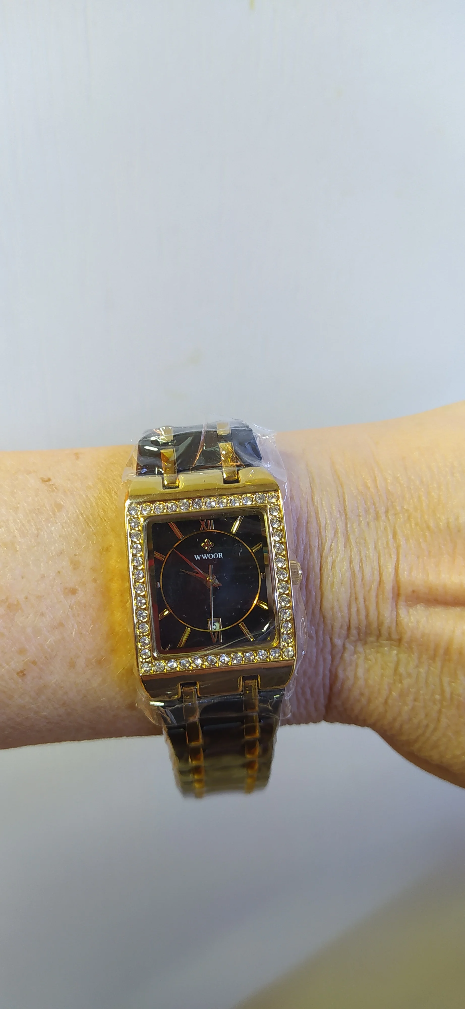Wwoor reloj-women's watch,diamond,luxury brand,simple,new trend,feminine photo review