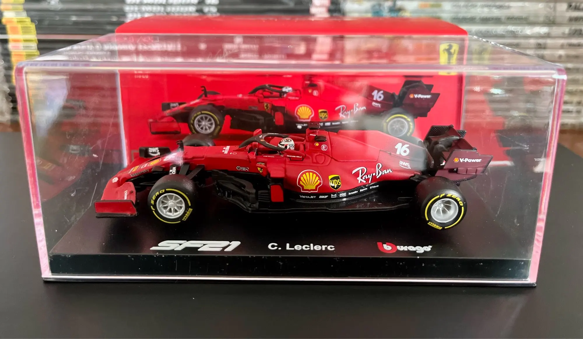 Bburago F1 2022 Car Model with Showcase, 75th Ferrari F175 Scale 1:43 Mercedes Red Bull Racing Replica Formula 1 Toy Miniature photo review