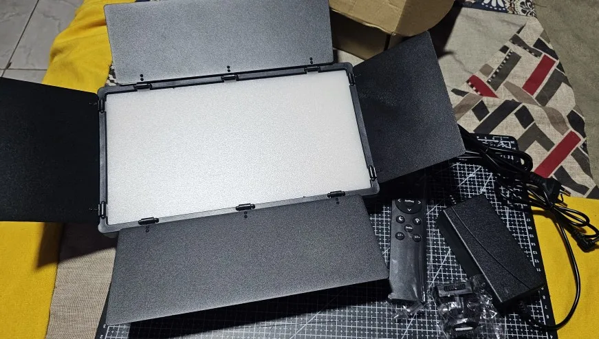 LED Photo Studio Light For Youbute Game Live Video Lighting On Camera 50W Portable Video Recording Photography Panel Lamp NPF550 photo review