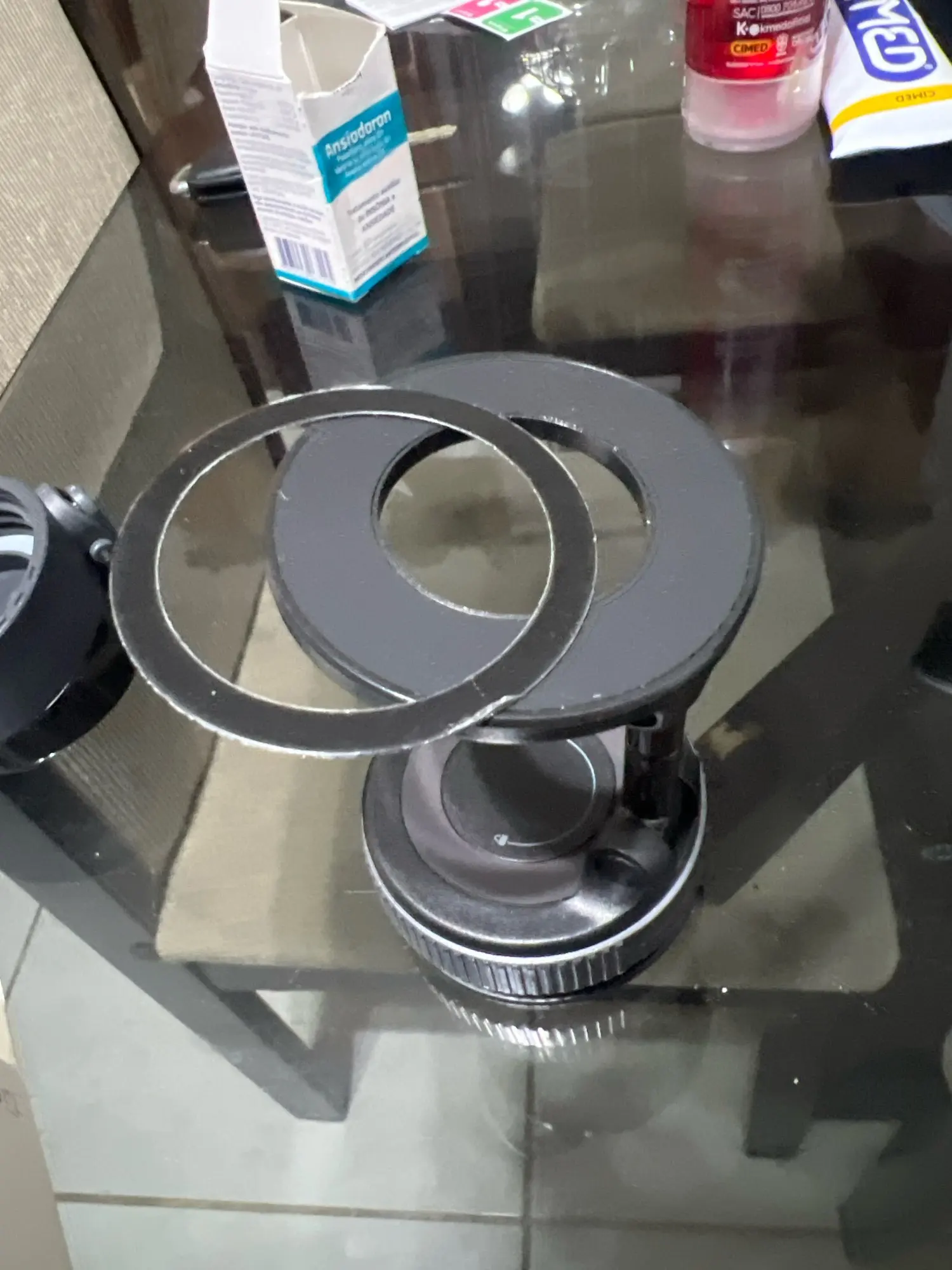 Magnetic Car Phone Holder 360° Rotation Folding With Vacuum Suction Cup For iPhone 12-16 Series Car/Gym/Driving Phone Holder photo review