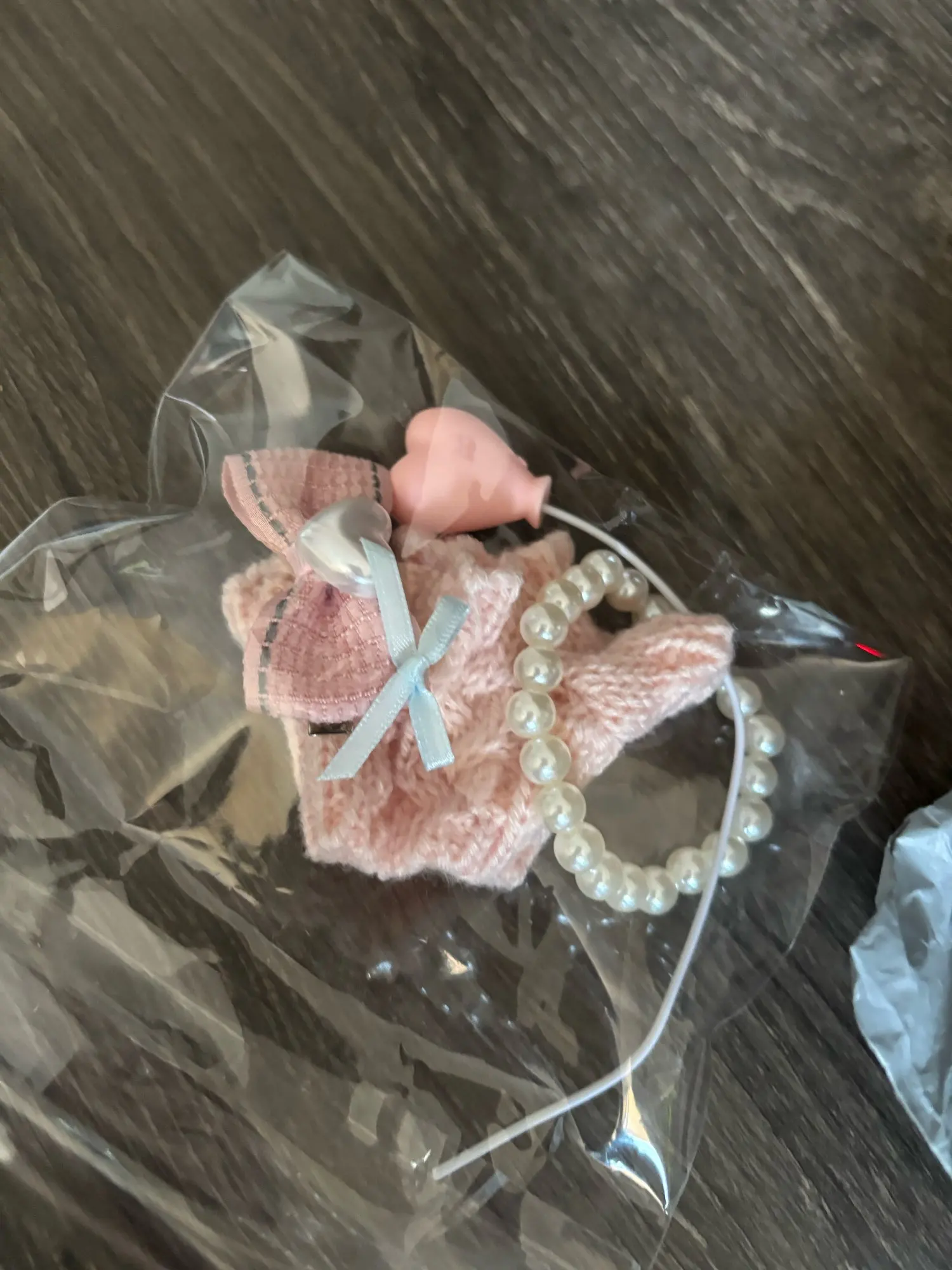 Labubu V1/V2 Doll Clothes: 15/17CM Macaron-Themed Outfit Set with Hair Accessories photo review