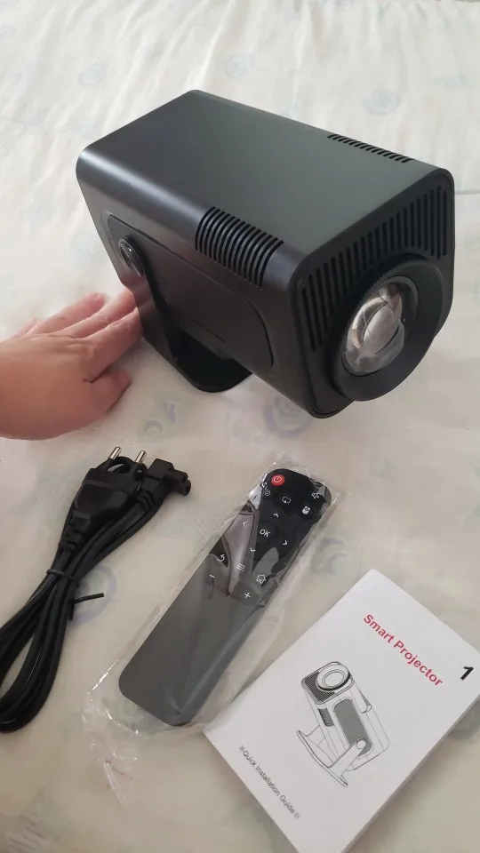 Magcubic HY320 Projector photo review