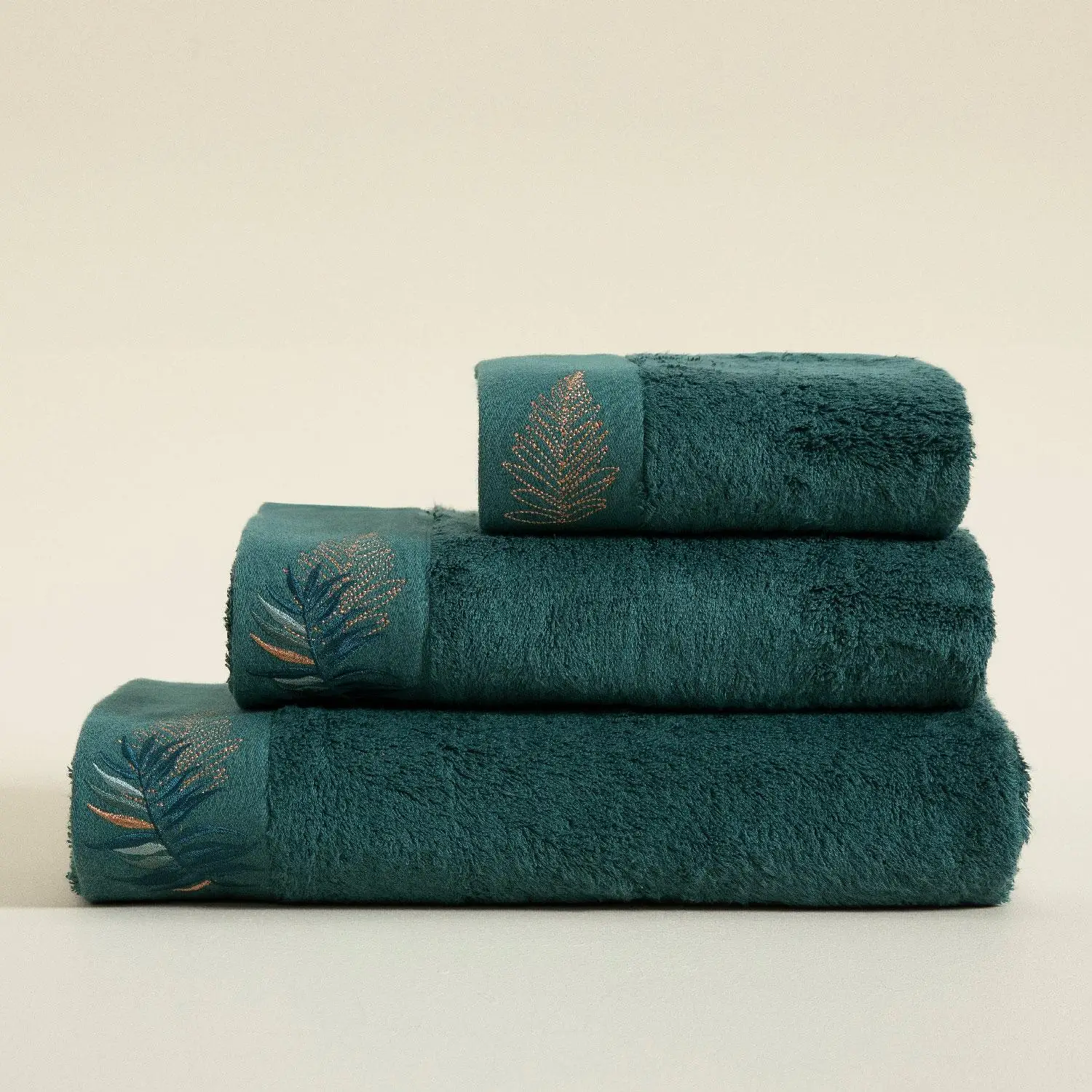 

Ruth Bath Towel 85x150 cm Green A magical