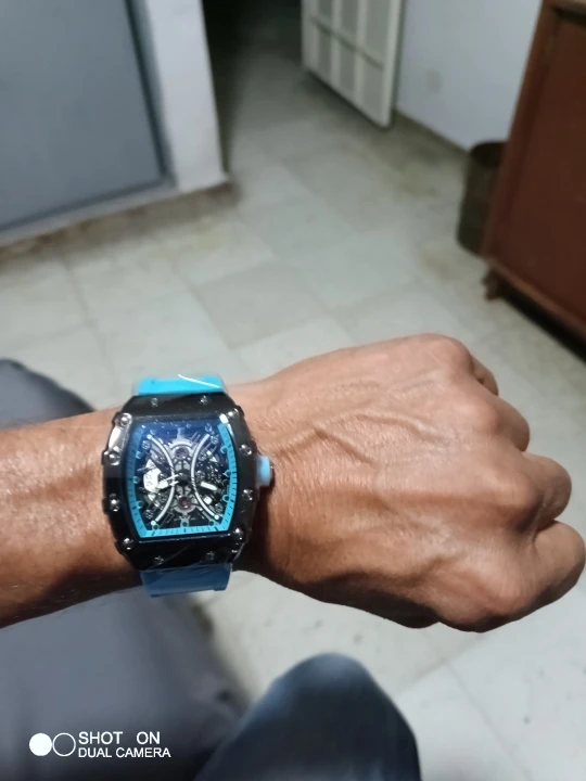 Relógio masculino luz marca de luxo barril vinho dial moda noite brilho relógio esportivo calendário reloj l146 photo review