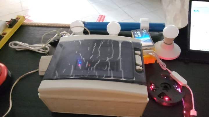 MOES Tuya Wifi Smart 5-inch Touch Screen US Center Control Panel Voice Control Alexa And ZigBee Gateway Built-in Scene Control photo review