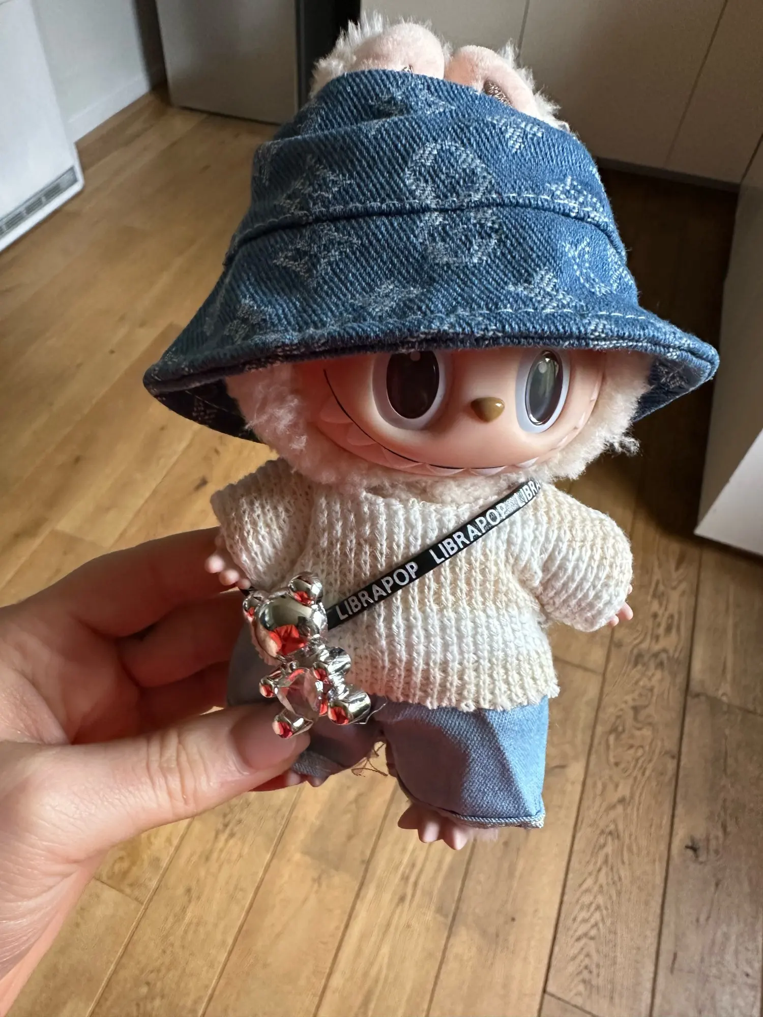 Labubu V1/V2 Doll Clothes: Strap Pants & Skirt Overalls Set with Accessories photo review