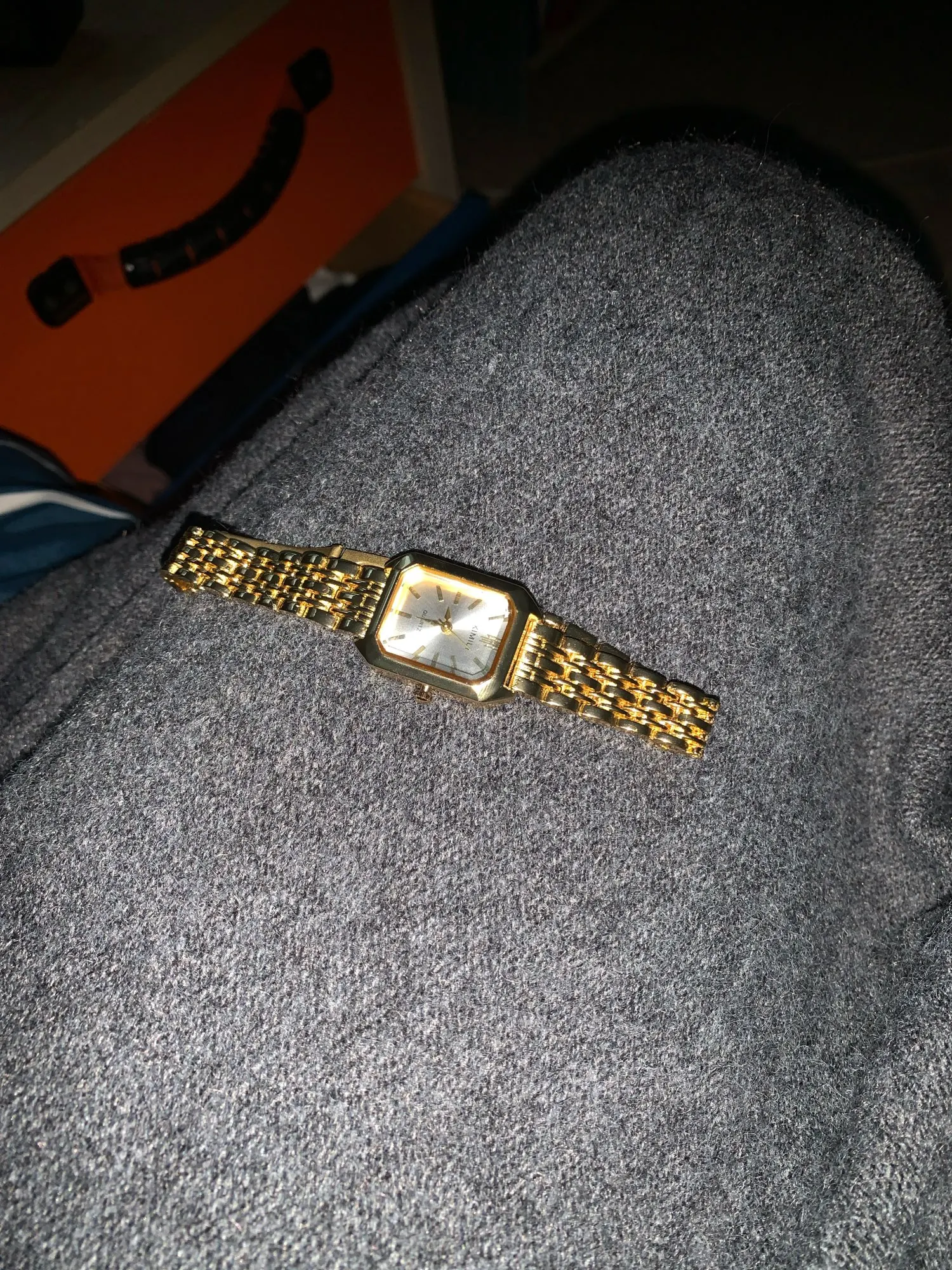 Women's 32mm Square Quartz Watch photo review