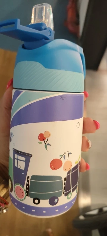 Isolierte Kinderflasche – BPA-freie Thermosflasche mit Strohhalm – 350ml photo review