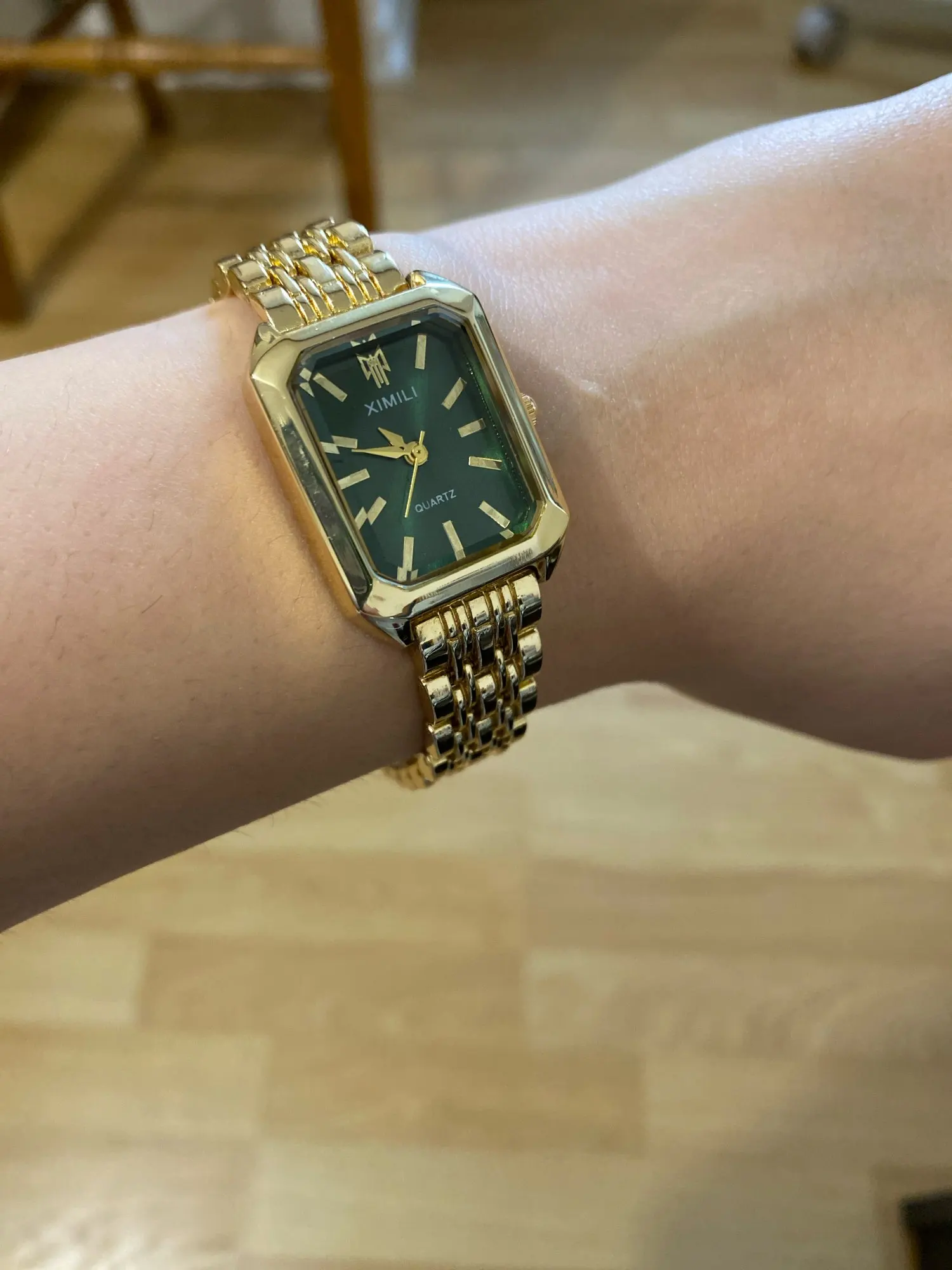 Women's 32mm Square Quartz Watch photo review