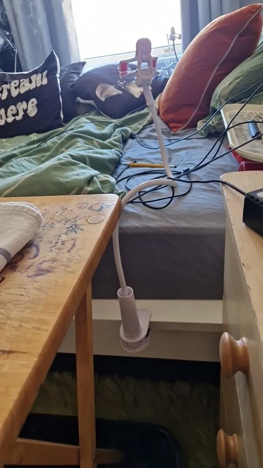 360 Clip Mobile Phone Holder Stand Portable Flexible Lazy Bed Desktop Bracket Desk Mount Stand Base For iPhone Samsung Xiaomi photo review