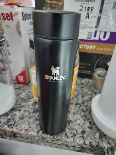 Garrafa Térmica Em Aço Inox Com Termômetro Digital 500ml Led photo review