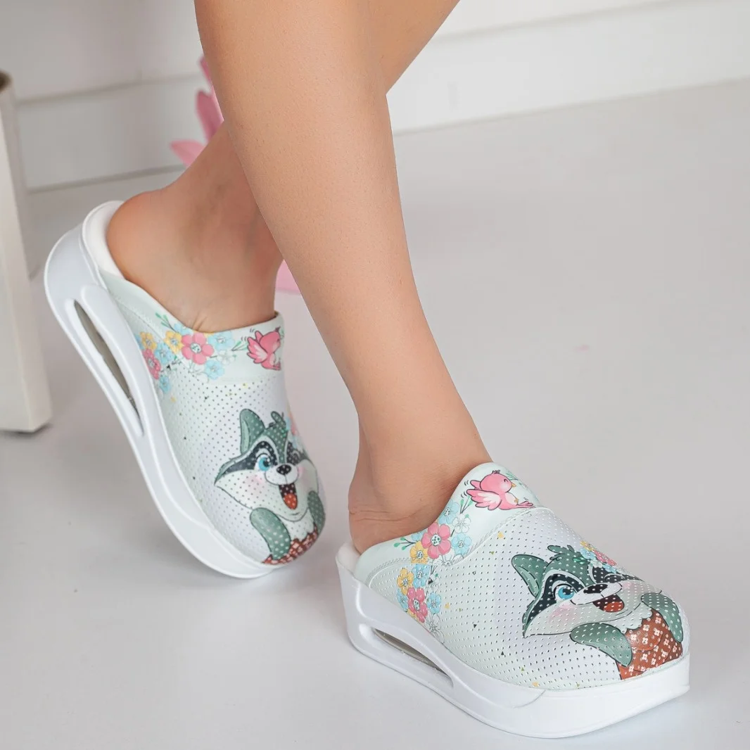 

2022 New Orthopedic Sabo Women Slippers Sandals Shoes Nurse Doctor Hospital Medical Casual Quality Soft Comfort Anti-Slip Clogs
