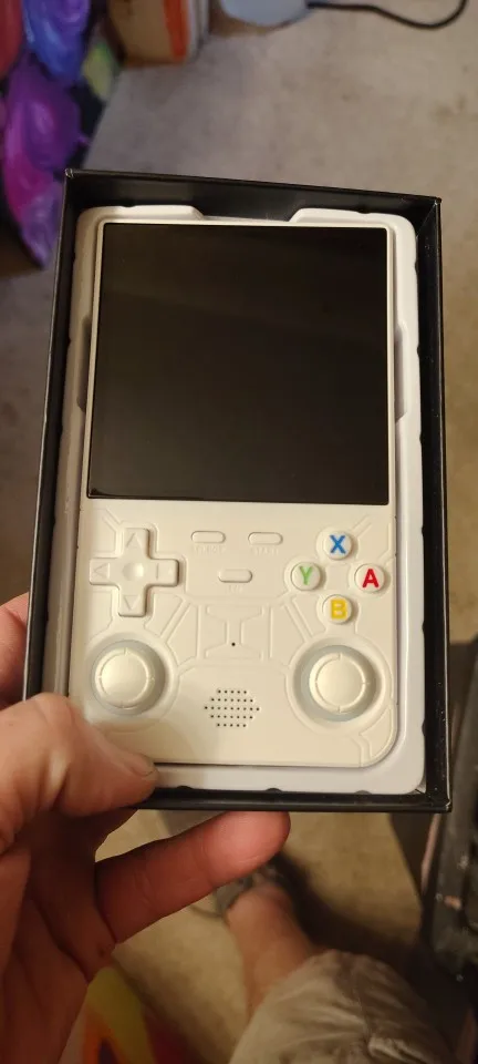 R36 ULTRA photo review