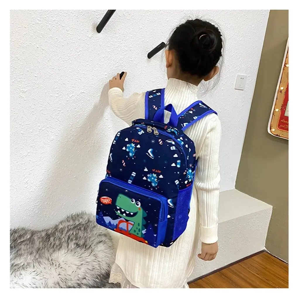 Рисунок 2 - Детский школьный ранец с карманами