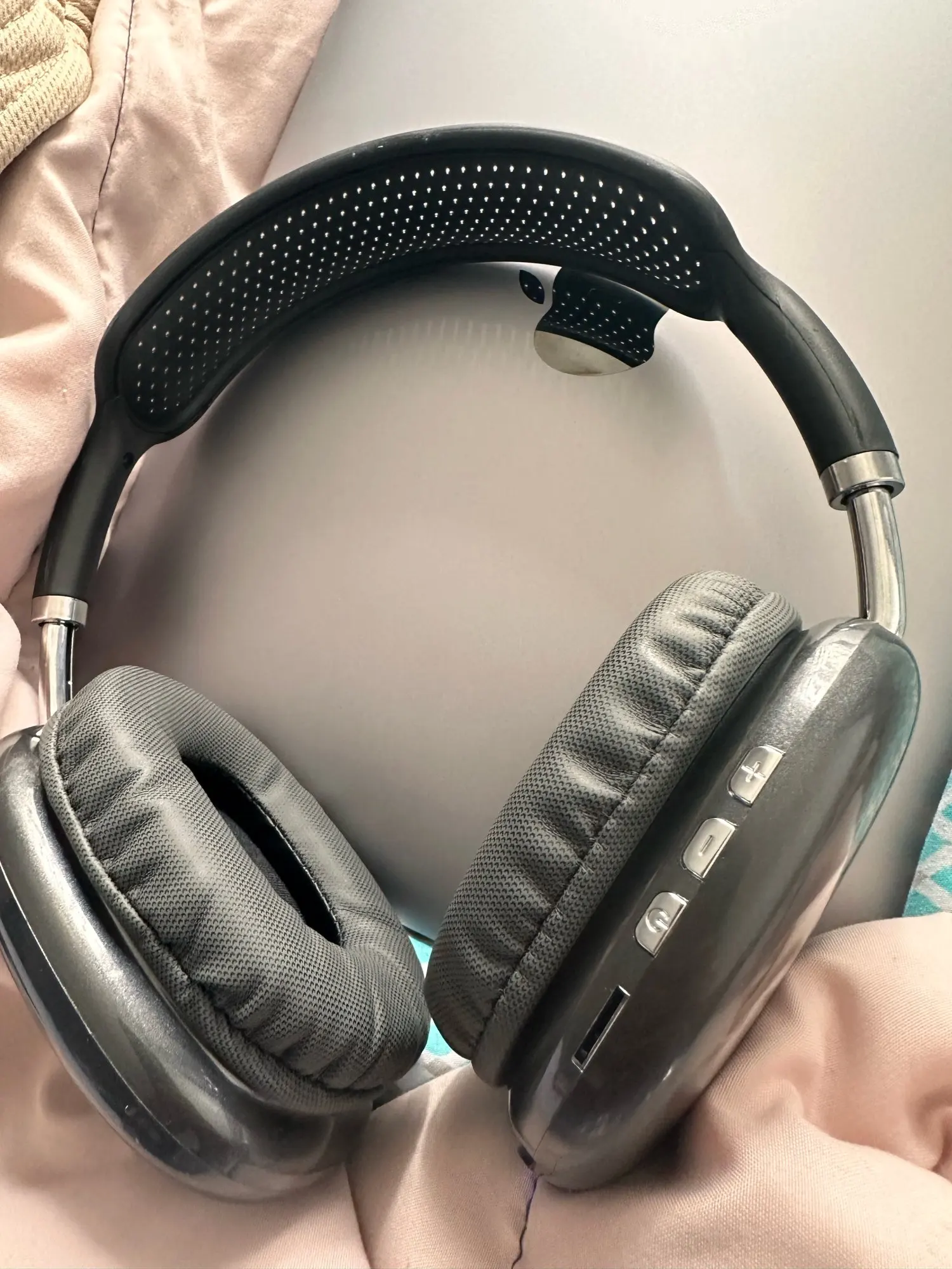 P9 Wireless Bluetooth Headphones With Mic Noise Cancelling