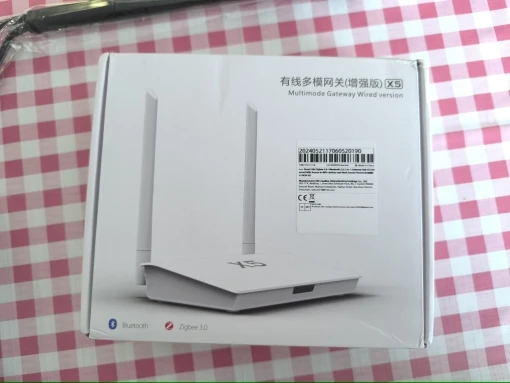 Smart Life Zigbee 3.0 / Bluetooth 5.0 2-in-1 Gateway Hub X5 Enhanced With Access to 400+ Devices and Work Across Floors photo review