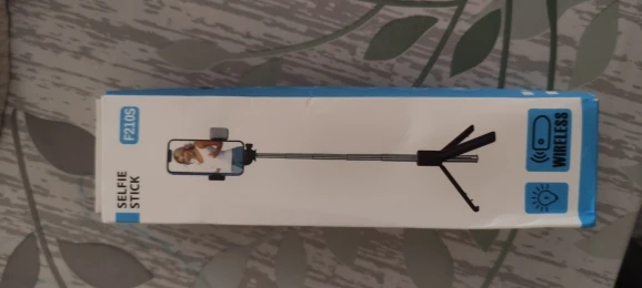 Trípode inalámbrico con palo de Selfie, trípode extensible con control remoto Bluetooth ligero para iPhone, teléfono móvil, transmisión en vivo Tiktok photo review