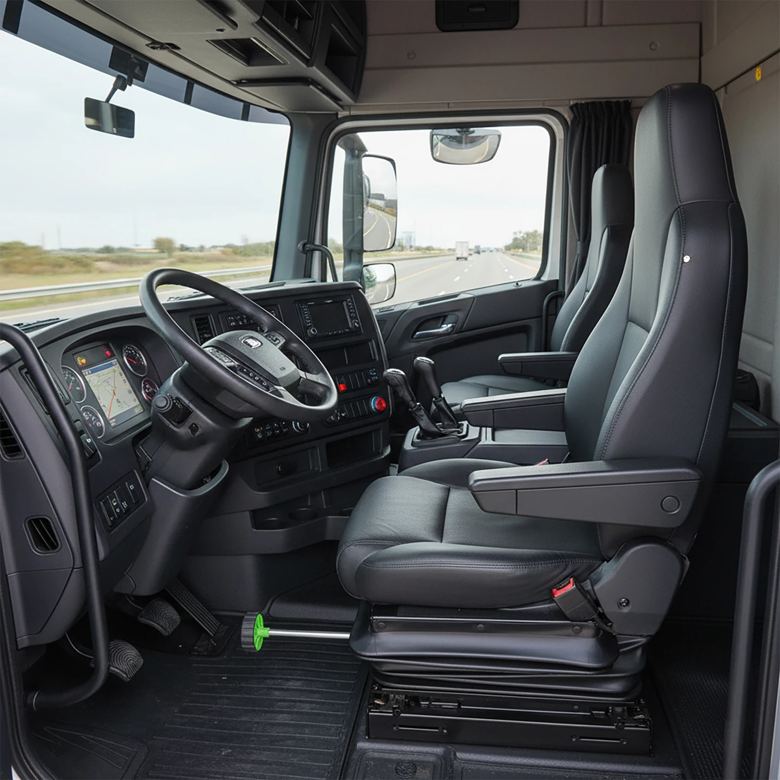 Hochbelastbare mechanische Federungssitzbasis mit Staubschutz, fester Stoßdämpfer für Gabelstapler-, Traktor-, Rasenmäher- und LKW-Sitze – Detail 2