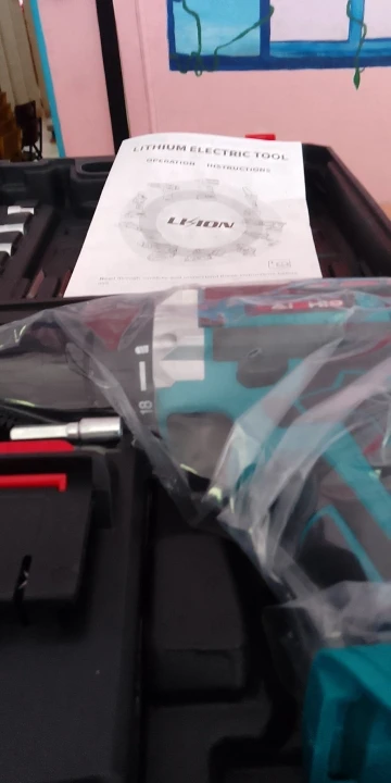 Cordless Impact Screwdriver Handheld Drill Power Tool 32 Torque Setting 2 Gear Speed Electric Screwdriver With 2 Batteries photo review