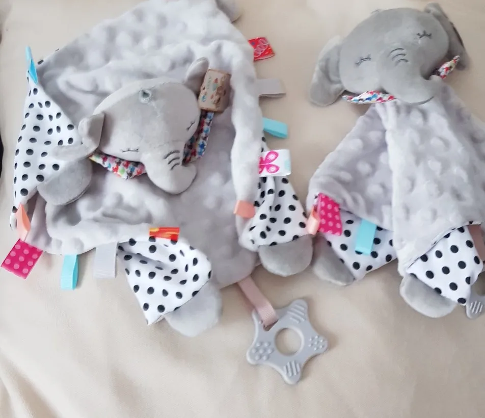 1pcs Baby Security Soothing Doll Towel with Teether Rattles Soft Blanket Snuggle Toy photo review