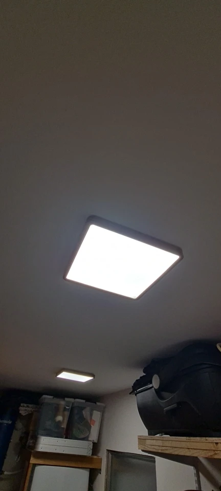Lampe LED carré pour plafond
