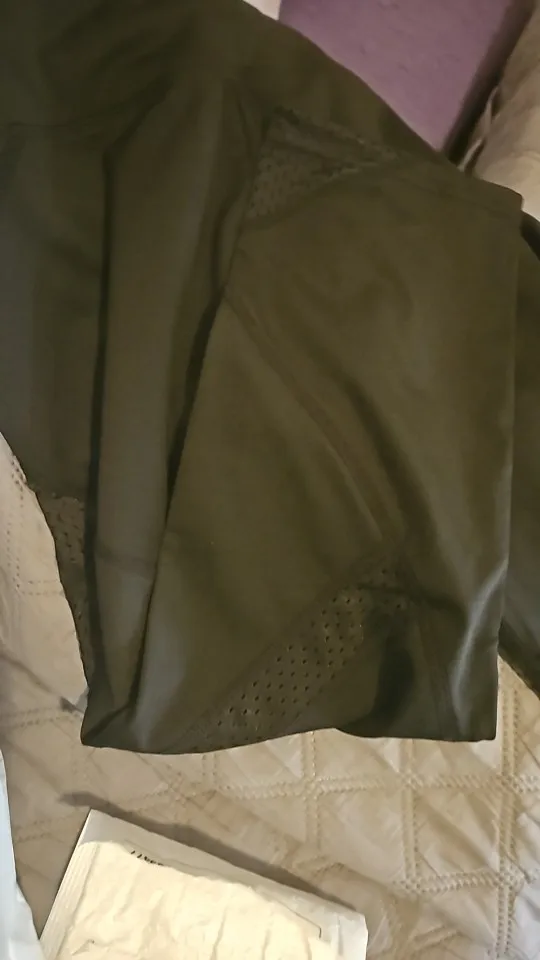 Women's High Waist Mesh Capri Yoga Leggings photo review