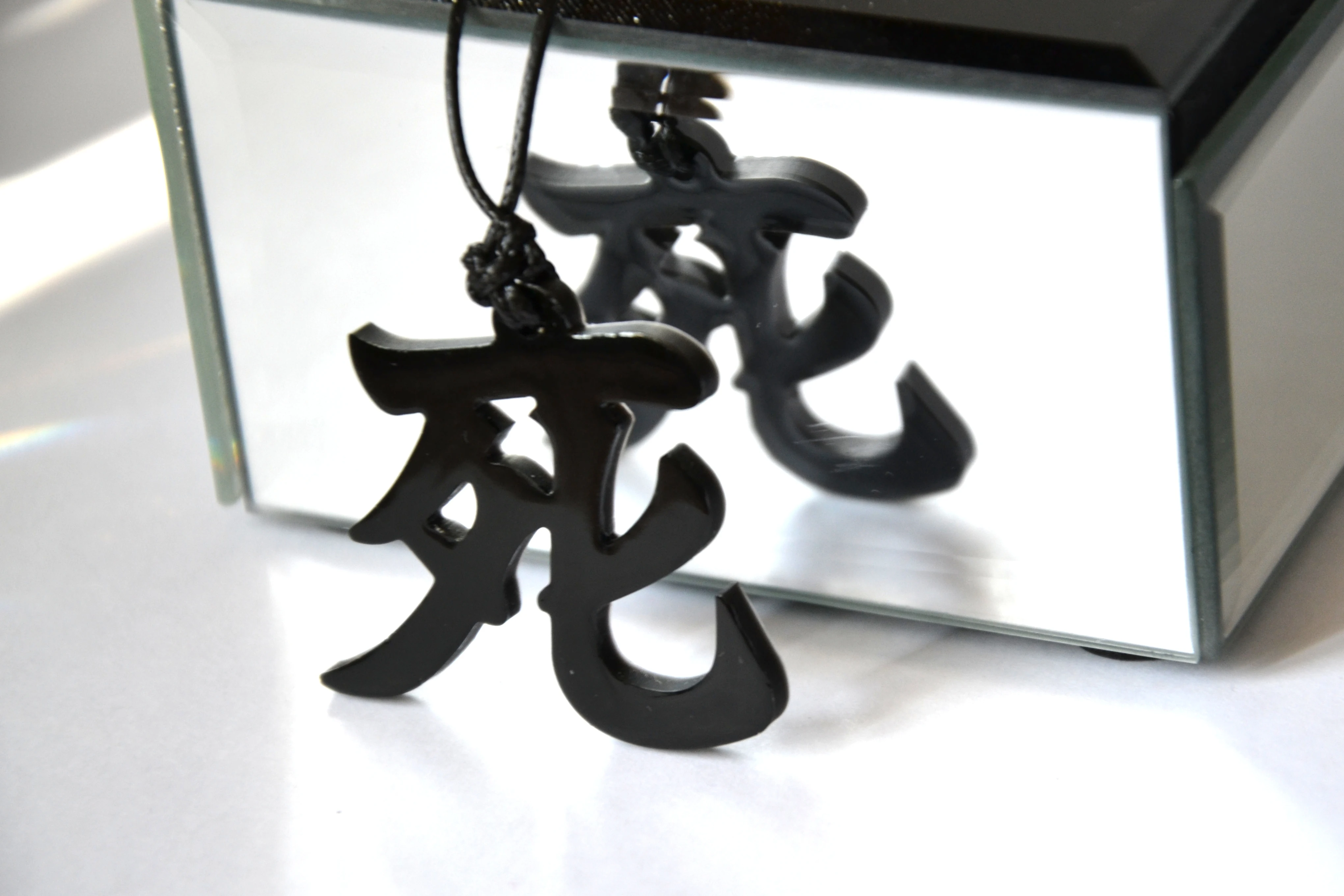 Рисунок 4 - Подвеска  колье ожерелье украшение